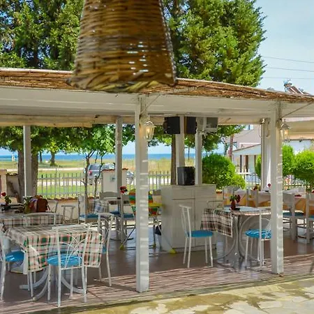 Ellas 3* Skala Potamia