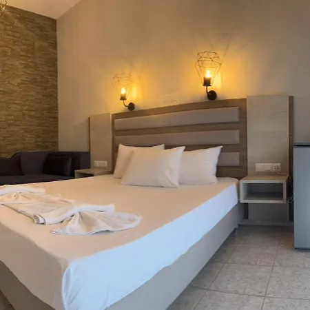 Ellas Hotel