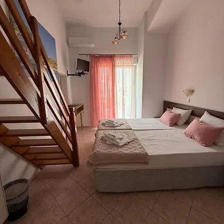 Hotel Ellas